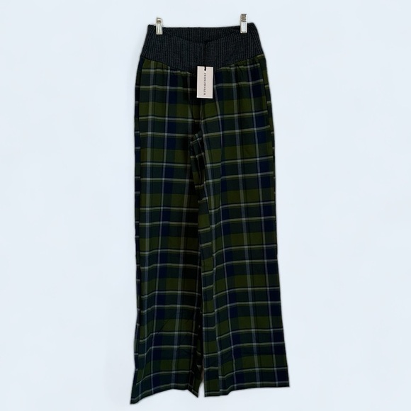 WeWoreWhat Pants - NWT WeWoreWhat low rise pant stretch waist plaid green blue extra long pockets